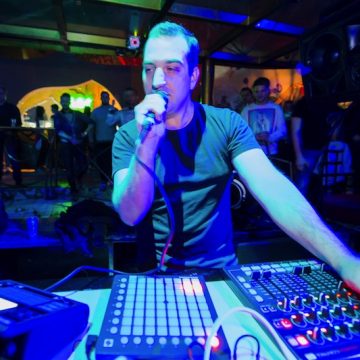 dejanhren-ag-ftv-64012